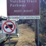 Рейнджеры парка Миссисипи оштрафовали нескольких тракдрайверов за движение по проезжей части с ограниченным доступом