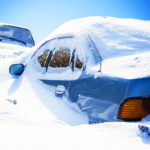 Жителей Чикаго призывают очистить от снега свои автомобили, так как к выходным ожидается сильное снижение температуры