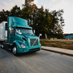 Трак Volvo VNR Electric класса 8 может участвовать в программах поощрения в США и Канаде