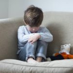По оценкам исследования, 70 000 малышей и детей в Чикаго проявляют признаки психических расстройств в условиях пандемии