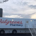 Walgreens запускает в Чикаго передвижные клиники для вакцинации против COVID