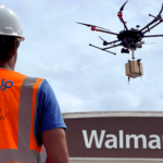 Walmart инвестирует в DroneUp и планирует запустить поставки с помощью дронов из магазина в Бентонвилле этим летом