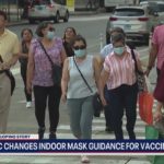 Иллинойс принимает новые рекомендации CDC: вакцинированные должны носить маски в помещении