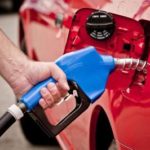 Повышение налога на бензин может обойтись в этом году в дополнительные 105 долларов