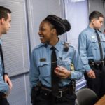 Чикаго пытается нанять больше чернокожих полицейских