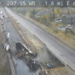 Участок I-70 в Колорадо закрылся после аварии со смертельным исходом, в которой участвовало 5 автомобилей