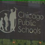 Чикаго тестирует программу, направленную на сокращение числа школьников, находящихся на карантине