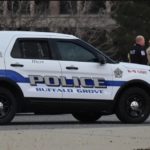 Мужчина из Buffalo Grove арестован по обвинению в торговле наркотиками после столкновения с полицией
