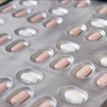 По словам клиник Чикаго, предложение таблеток от COVID Паксловид велико, но спрос невелик