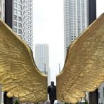 Посмотрите арт-инсталляцию «Крылья Мексики» на Magnificent Mile