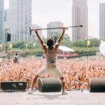 Жители центра города говорят, что Lollapalooza превращает их переулки в общественные туалеты