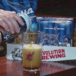 Garrett Popcorn объединяется с Revolution Brewing, чтобы представить очень необычное пиво!