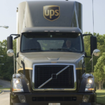 FMCSA разрешит водителям-стажерам UPS управлять траками с двумя трейлерами во время обучения на дорогах