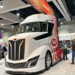 Peterbilt впервые представила демонстрационный образец SuperTruck II на конференции ATA