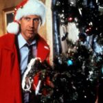 Звезда ‘National Lampoon’s Christmas Vacation’ Чеви Чейз включит праздничные огни в пригородном ресторане в Morton Grove