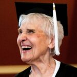Не сдавайся: 90-летняя женщина заканчивает Northern Illinois University