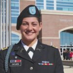 Уроженка Чикаго стала первой женщиной-пехотинцем в историческом подразделении армейского резерва