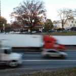 Представлены законопроекты, которые призваны изменить «очень раздражающие» ограничения скорости для траков «в целях безопасности»