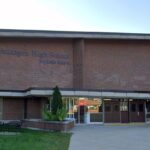 2 сотрудника уволены после драки в Waukegan High School Brookside Campus