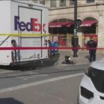 72-летняя женщина погибла под колесами грузовика FedEx на South Loop