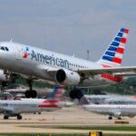 Двух пожилых пассажиров выгнали с рейса American Airlines из-за малоизвестного правила