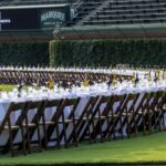 Этим летом пообедайте на стадионе Wrigley Field с серией вечеров Chicago’s Stadium Chef Series