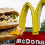 Сотни детей в возрасте до 16 лет незаконно работают в ресторанах McDonald’s в нескольких штатах