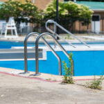 Профсоюз говорит, что в преддверии открытия общественных бассейнов в Chicago Park District остается нехватка спасателей