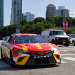 Подготовка к уличной гонке NASCAR Chicago Street Race в самом разгаре