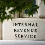 IRS прекращает свои необъявленные визиты к налогоплательщикам: вот почему