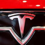 Tesla платит людям за тест-драйв своих автомобилей в пригороде Чикаго