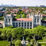 The University of Chicago выплатит $13,5 млн. в рамках урегулирования иска о сговоре с другими университетами для ограничения финансовой помощи студентам