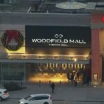 Женщину и ребенка ограбили под дулом пистолета в торговом центре Woodfield. Полицейская погоня закончилась в Oak Brook