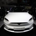 Tesla отзывает более 120 000 автомобилей