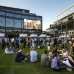 Gallagher Way объявляет программу летних мероприятий на лужайке возле Wrigley Field