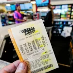 Семья подала в суд на победителя лотереи Mega Millions за нарушение обещания разделить джекпот в размере $1,35 миллиарда