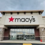 Macy’s открыл магазин нового формата в пригородном торговом центре