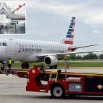 Самолет American Airlines совершил экстренную посадку в Нью-Йорке после того, как пассажир помочился в проходе и обнажил себя