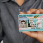 USCIS продлевает срок действия грин-карт на 36 месяцев для заявителей по форме I-90