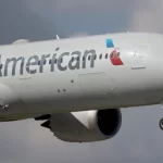 Рейс American Airlines выведен из эксплуатации после повреждения двигателя в аэропорту О’Хара