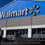 Финансовый директор Walmart предупредил о возможном росте цен из-за тарифов на импорт, предложенных Трампом