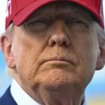 Дональд Трамп депортировал более 130,000 мигрантов за первые 100 дней — как это соотносится с прошлым опытом президентов